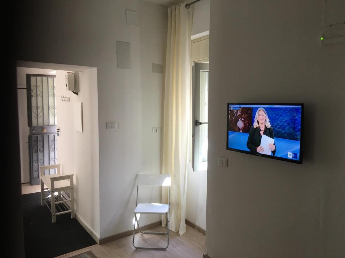 La Casa Nell'Antico Cortile Apartment Catania Bagian luar foto