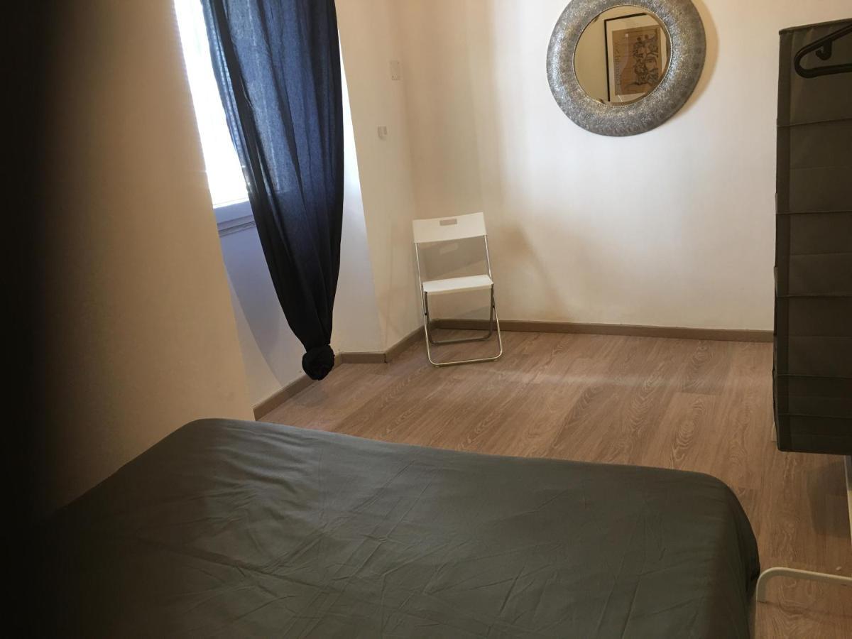 La Casa Nell'Antico Cortile Apartment Catania Bagian luar foto